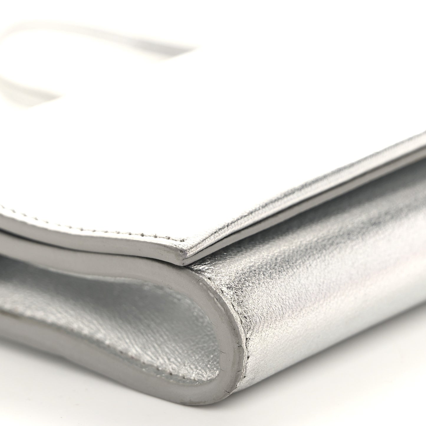 Metallic Nappa Silk Fetiche Clutch Argento