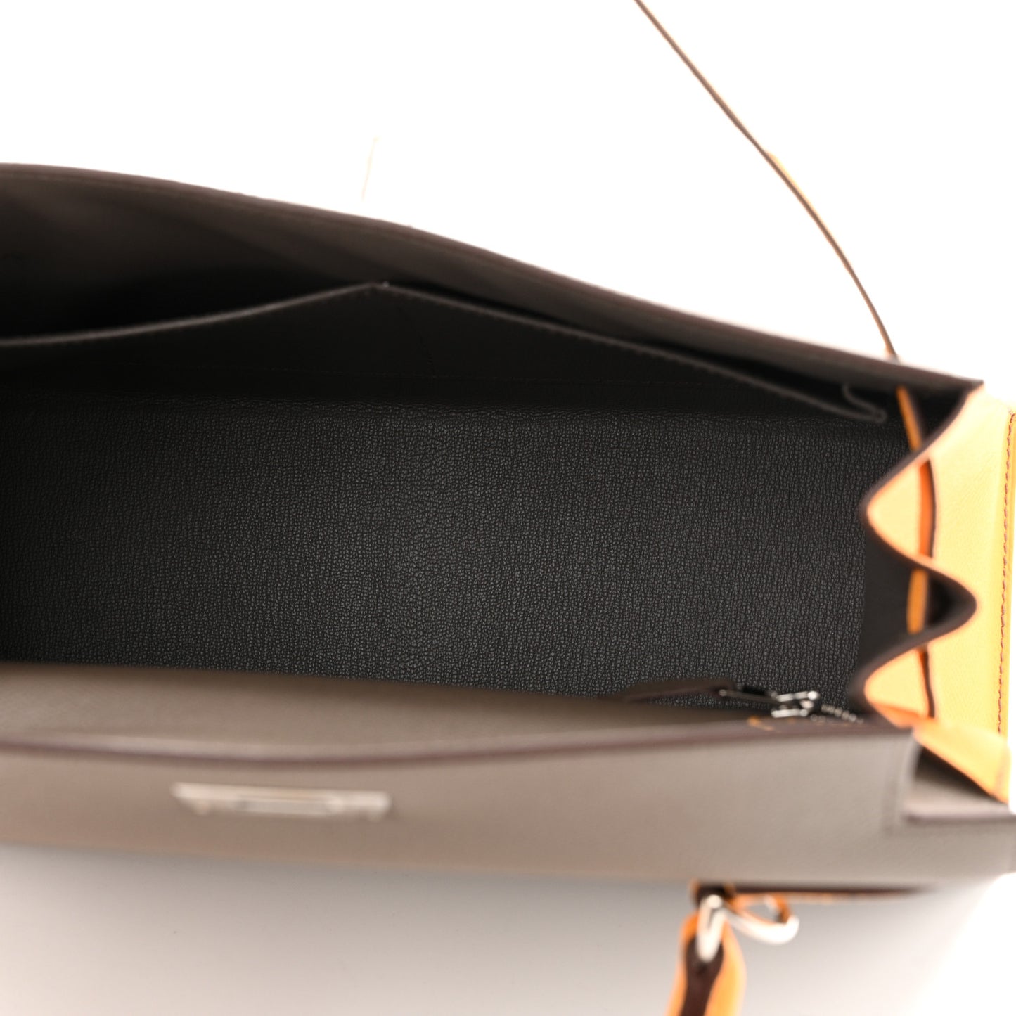 Epsom Horseshoe Kelly Sellier 28 Etain Jaune D'or