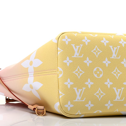 Louis Vuitton Monogram Giant By The Pool Neverfull MM Light Pink 8 of 9