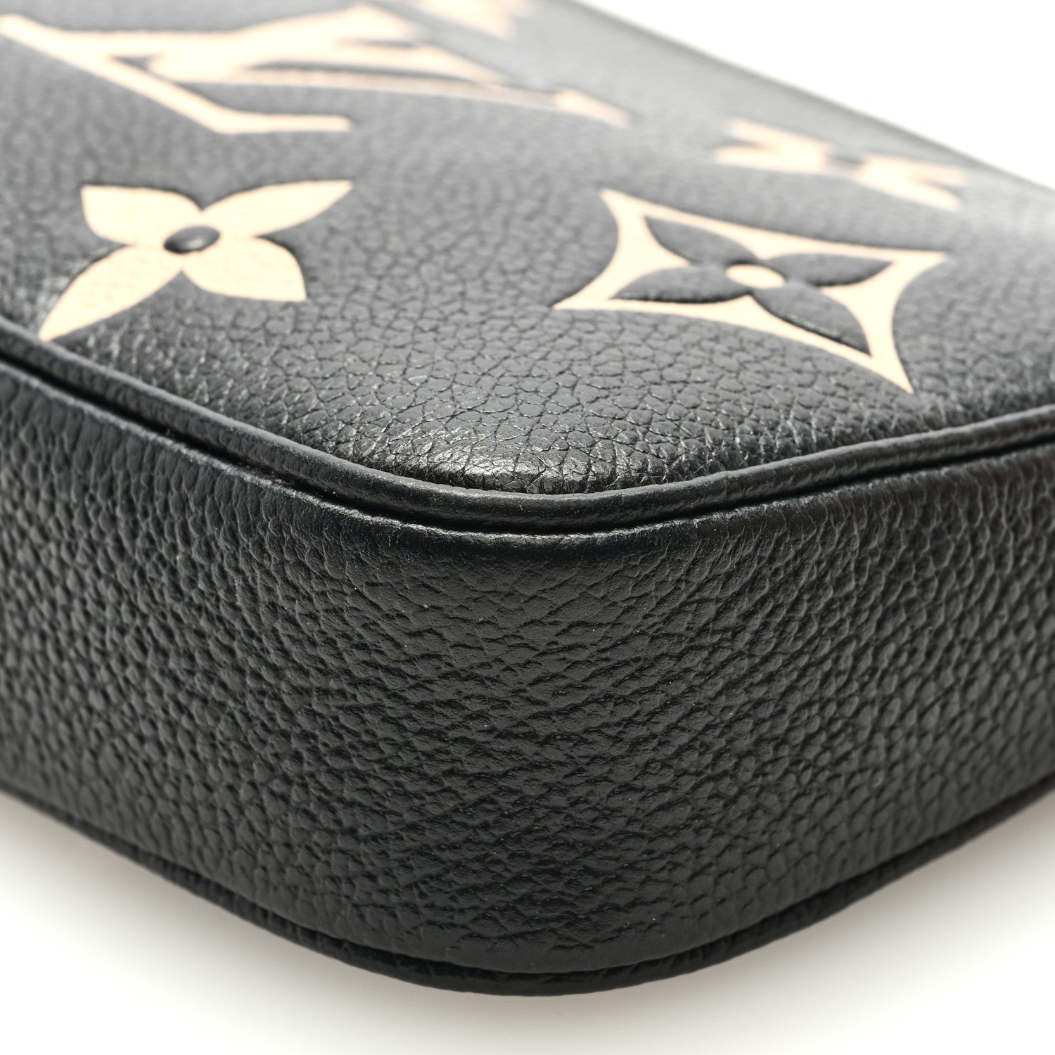 Louis Vuitton Empreinte Monogram Giant Mini Pochette Accessories Black 8 of 9