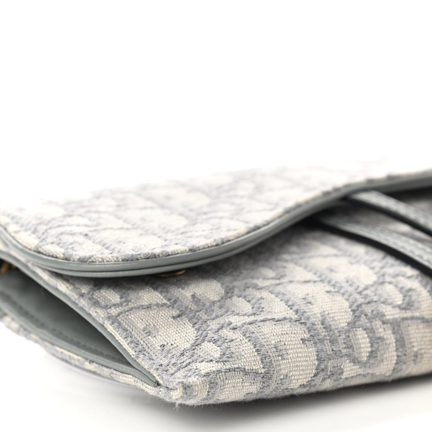 Oblique Saddle Chain Long Wallet Grey