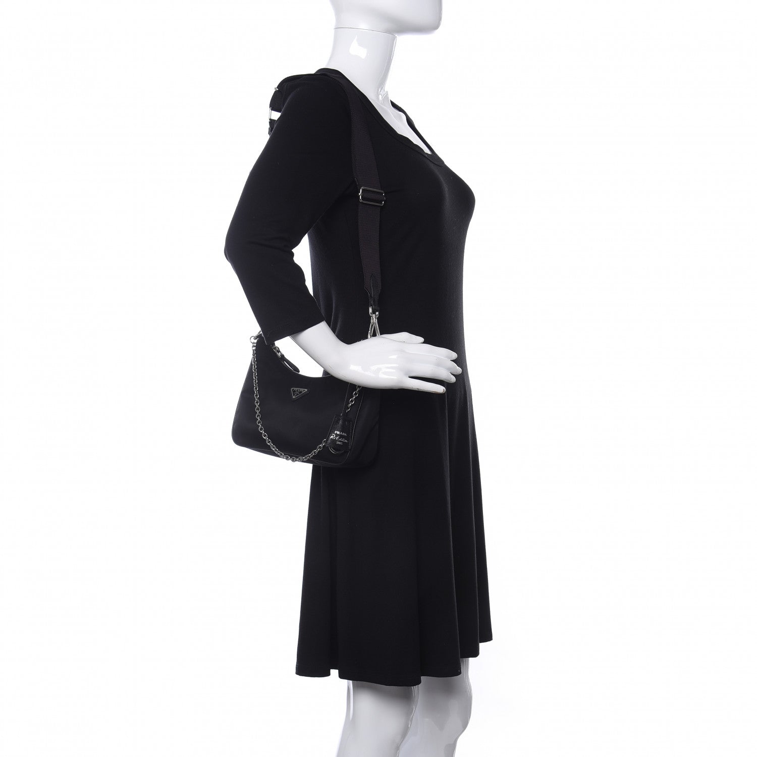 Prada Nylon Re-Edition 2005 Shoulder Bag Black 2 of 8