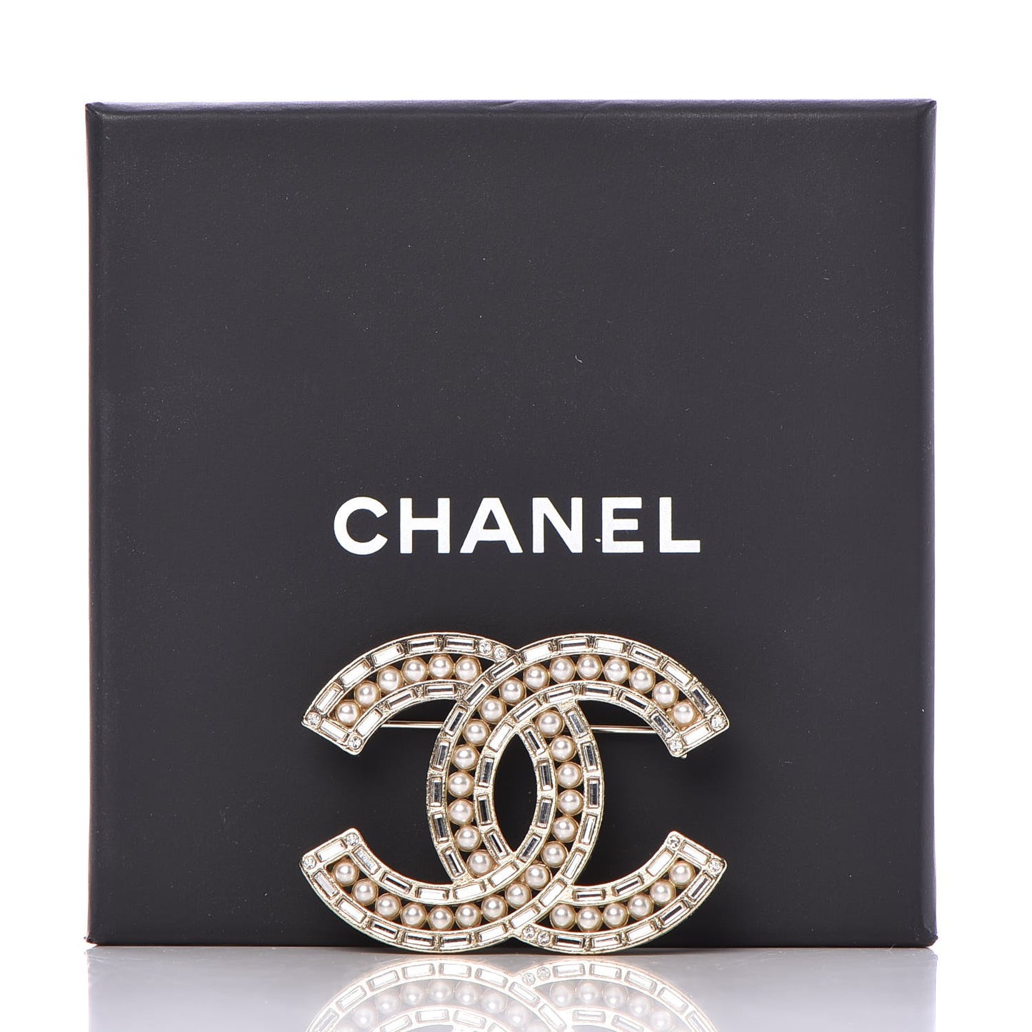 Pearl Crystal Baguette CC Brooch Gold