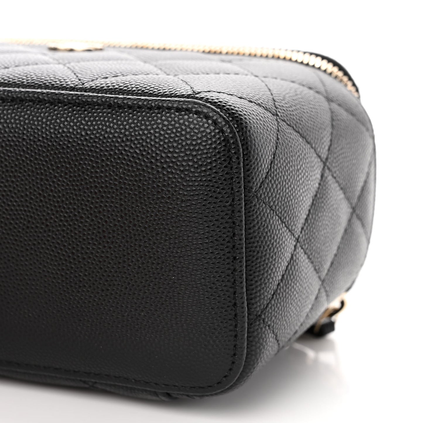 Caviar Quilted Small Vanity Case With Chain Black