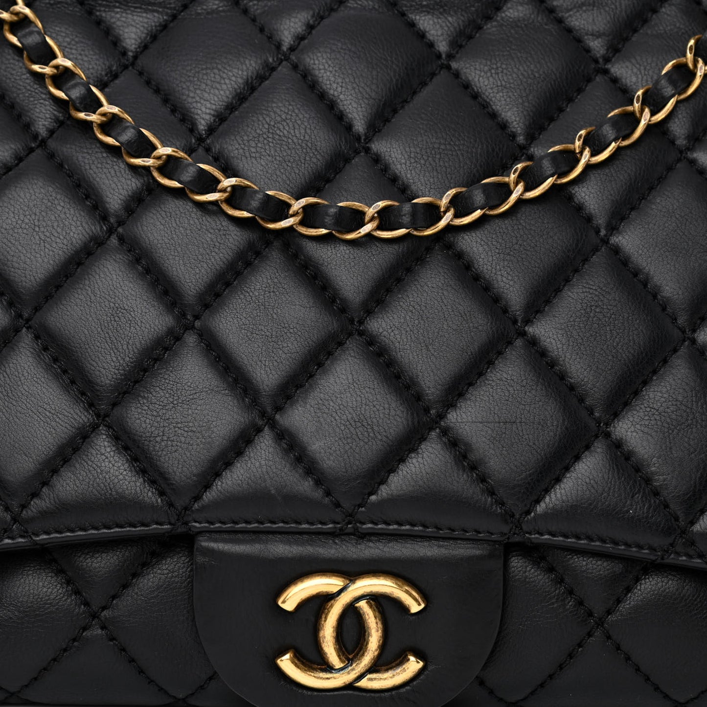 Calfskin Quilted Maxi Blizzard Zip Top Flap Black