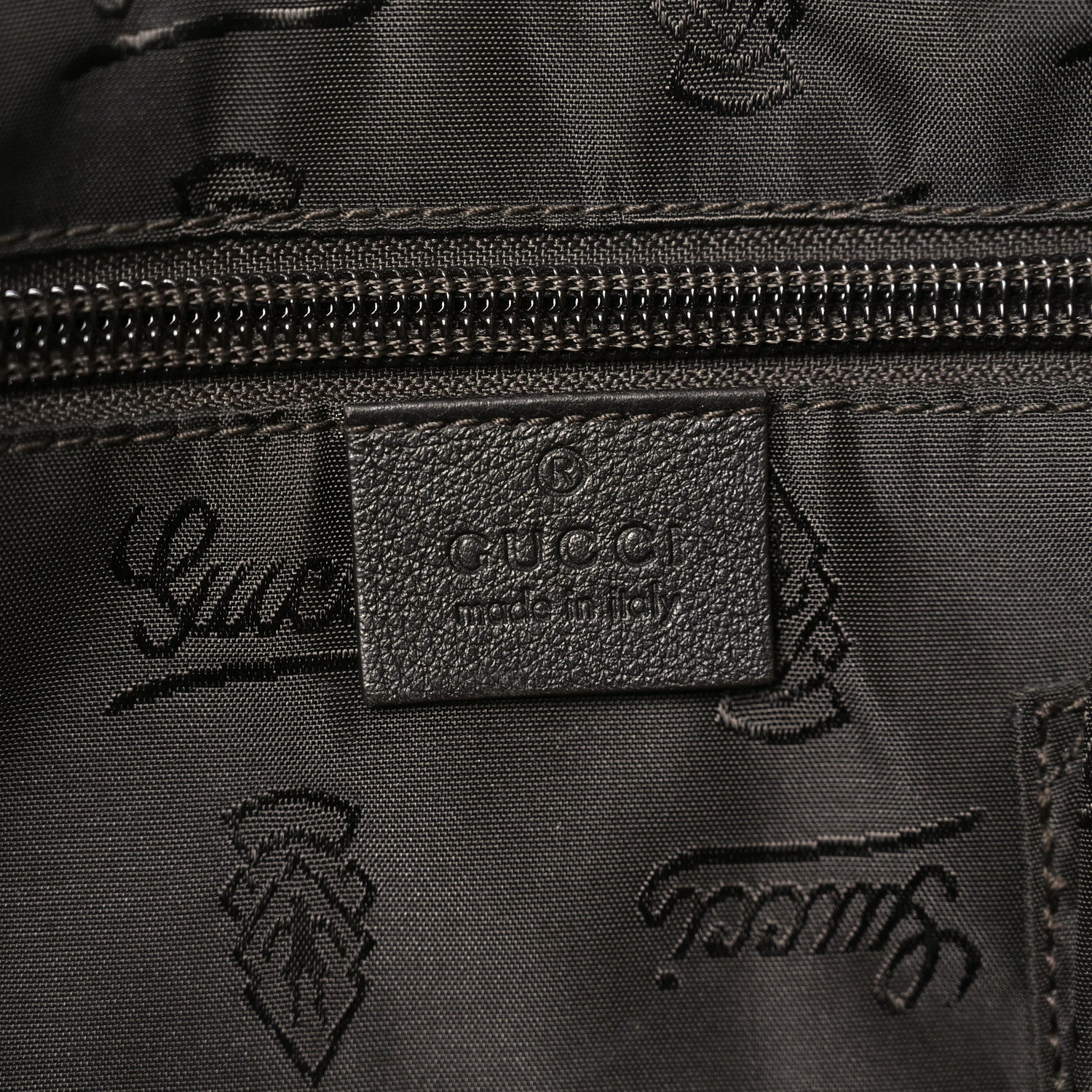 Gucci Guccissima Medium Flat Messenger Bag Black 6 of 10