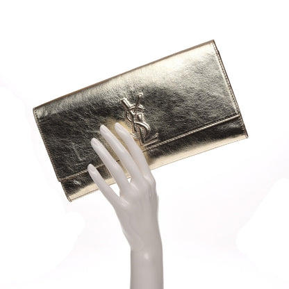 Saint Laurent Metallic Textured Calfskin Small Belle De Jour Clutch Light Gold 2 of 7