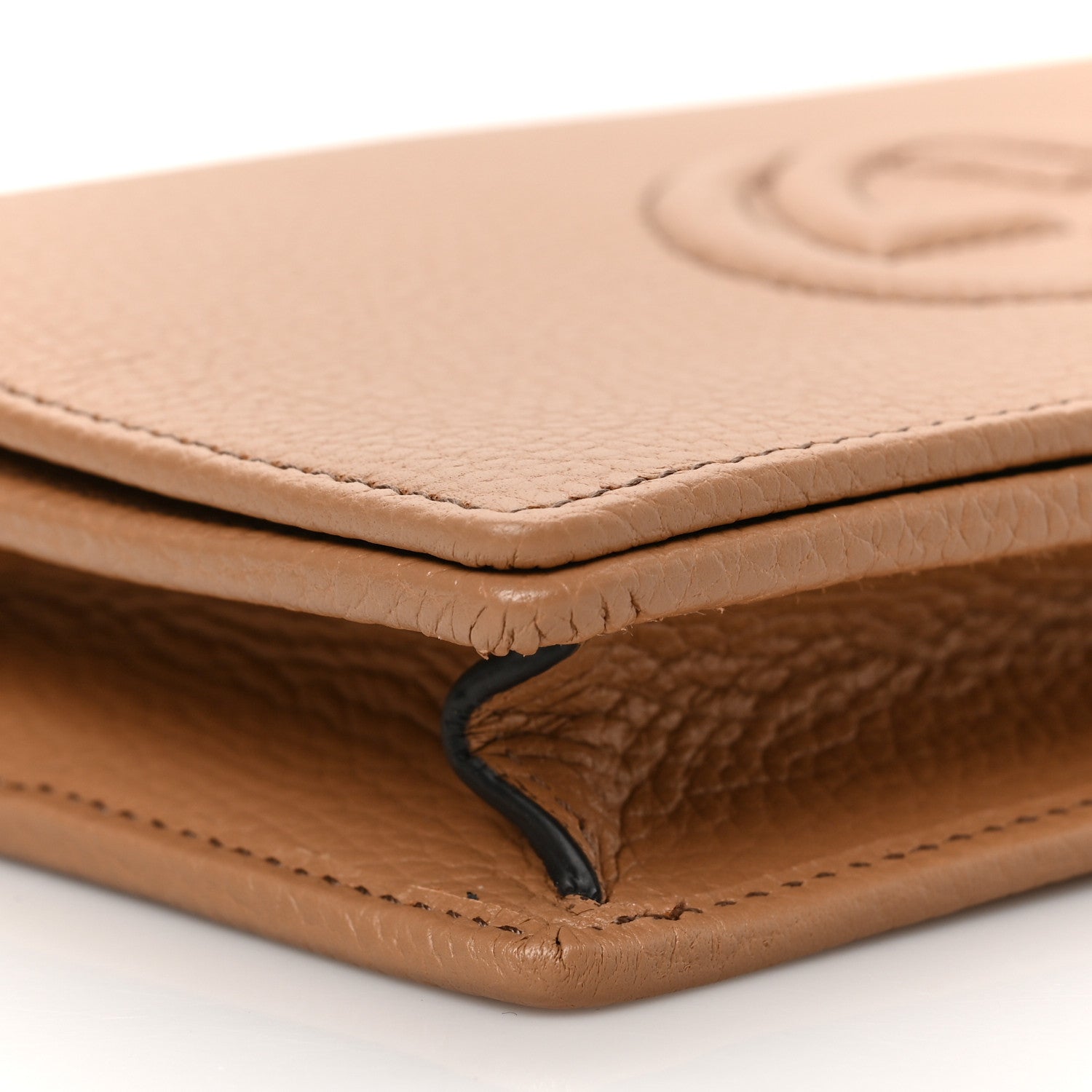 Gucci Pebbled Calfskin Soho Wallet On Chain Camelia 7 of 8