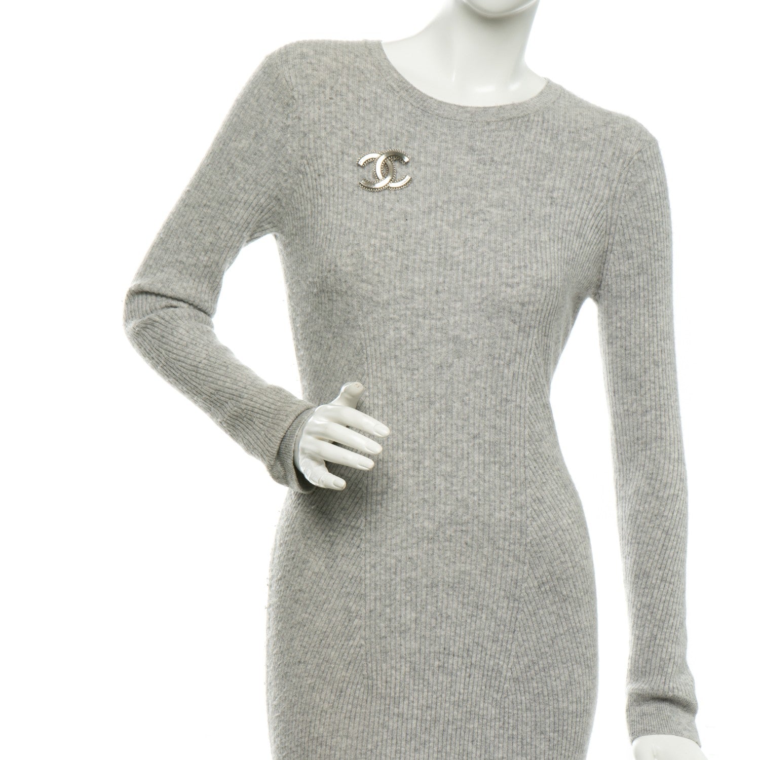 Chanel Large Scalloped CC Brooch Silver 2 of 3