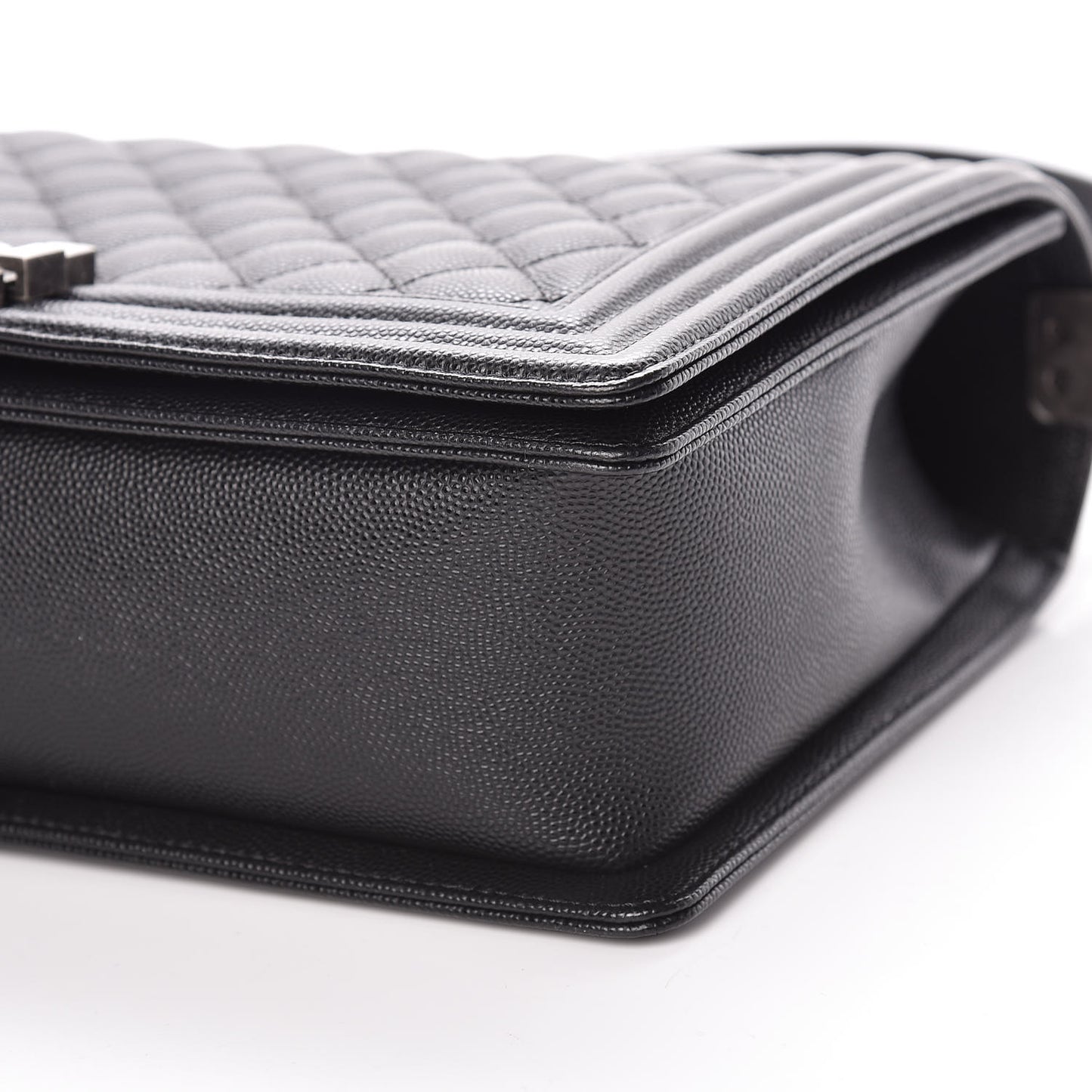 Caviar Quilted New Medium Boy Flap Black
