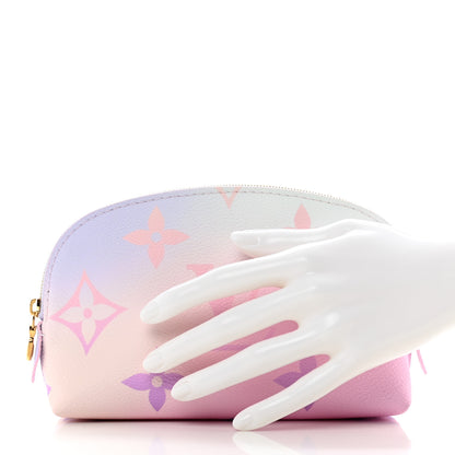 Louis Vuitton Monogram Giant Cosmetic Pouch Sunrise Pastel 2 of 6