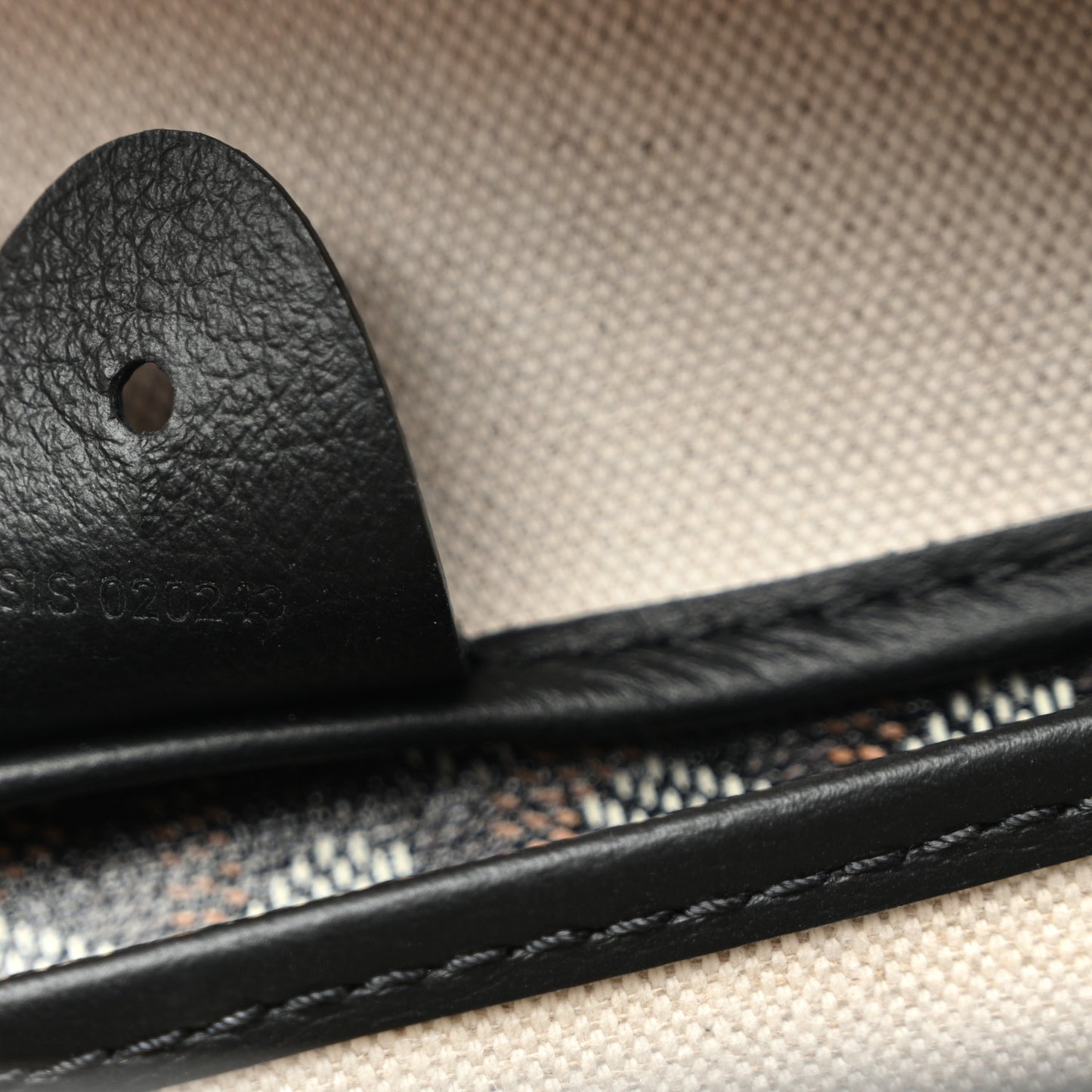 Goyardine Artois PM Black