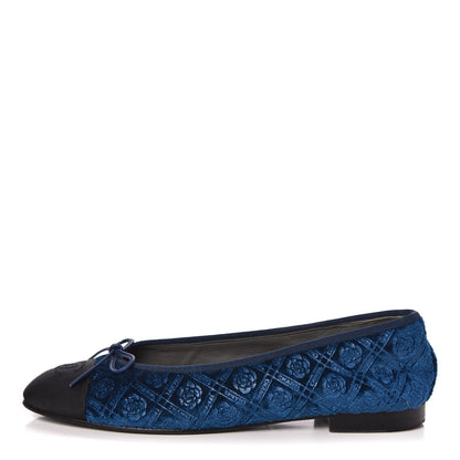 Chanel Silk Velvet Grosgrain Bow CC Ballet Flats 39.5 Navy Black 1 of 17