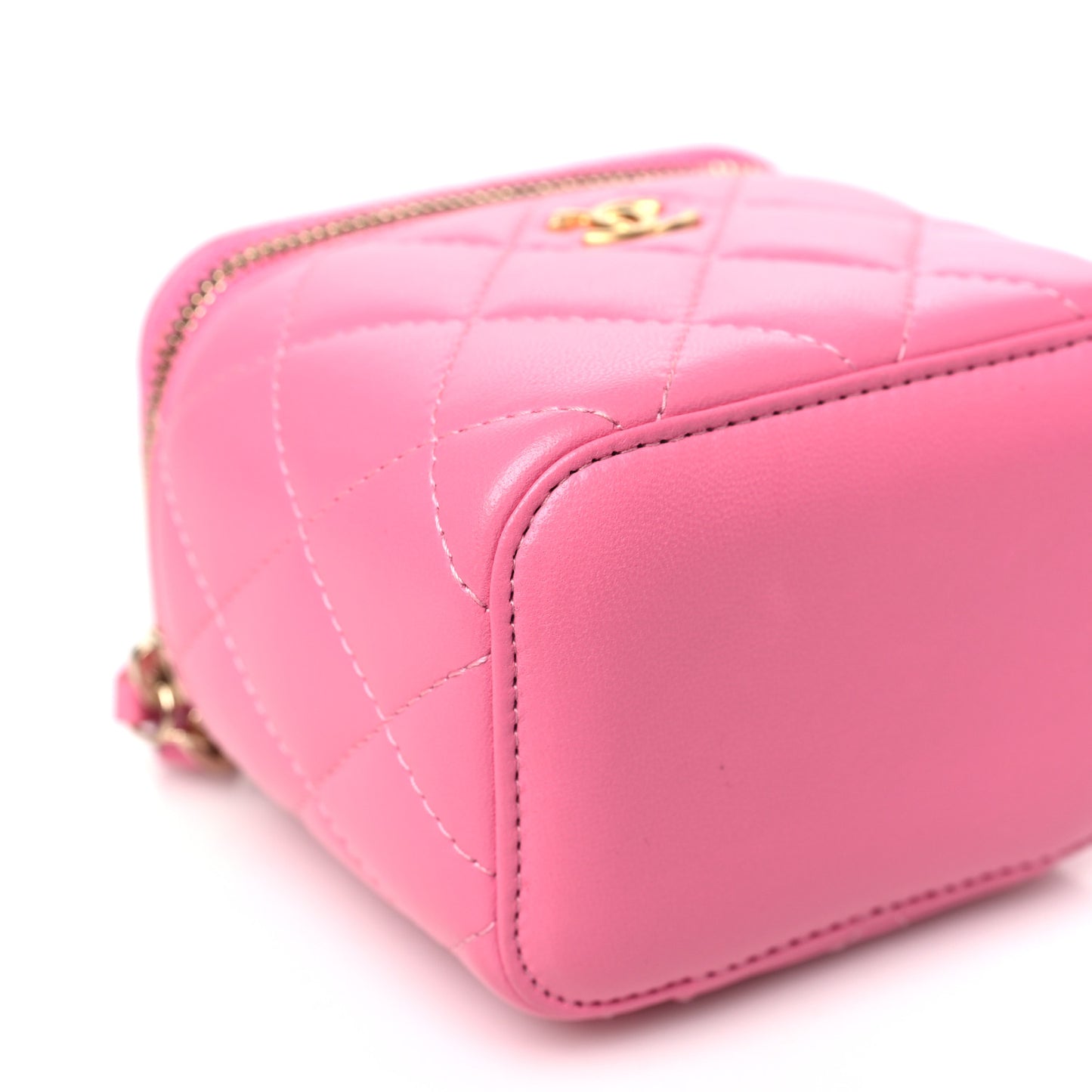 Lambskin Quilted Pearl Crush Mini Vanity Case With Chain Pink
