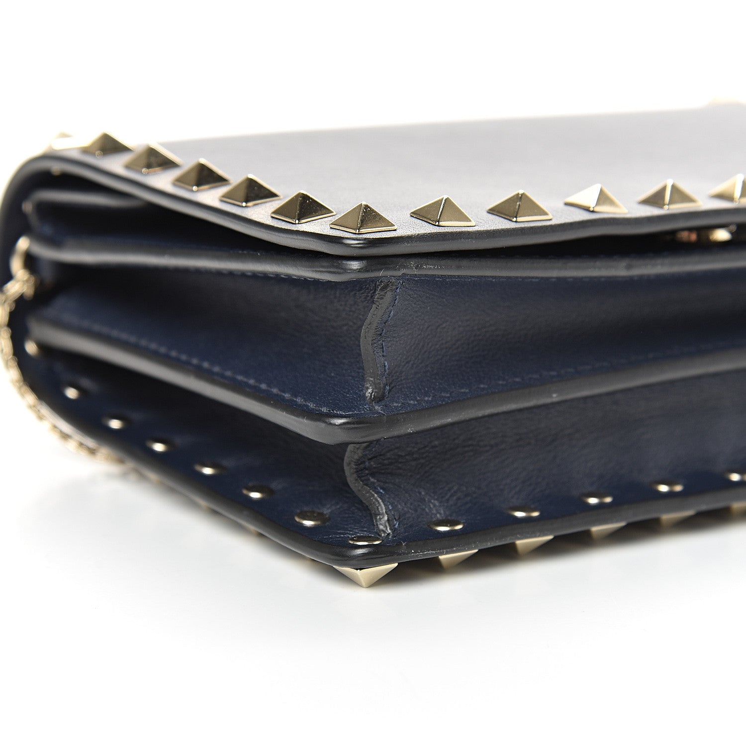 Valentino Garavani Vitello Rockstud Wallet on Chain Navy 7 of 9