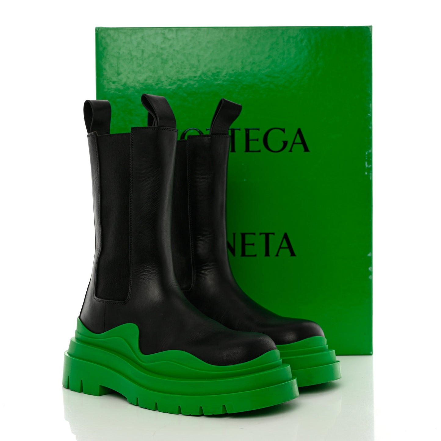 Calfskin The Tire Chelsea Boots 36 Black Grass