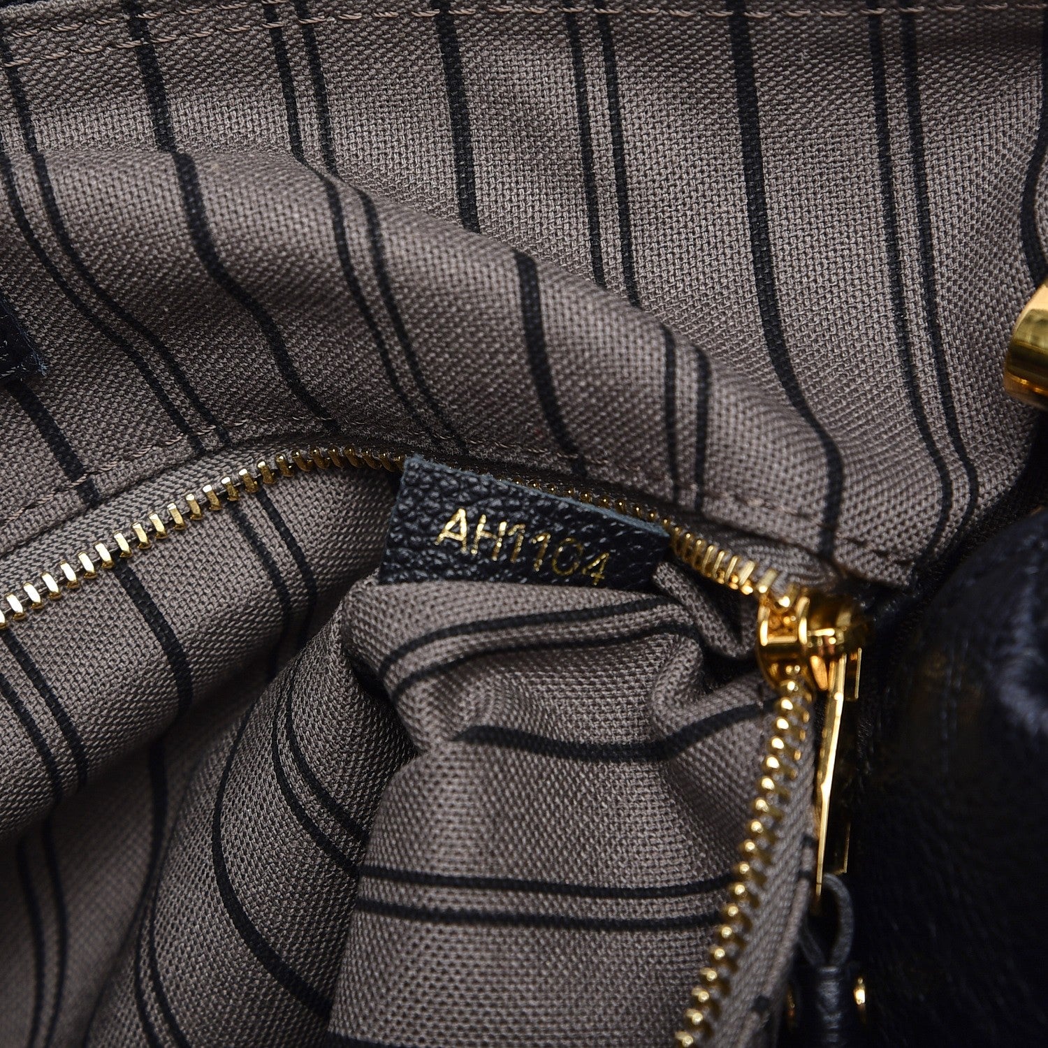 Louis Vuitton Empreinte Speedy Bandouliere 30 Black 8 of 8