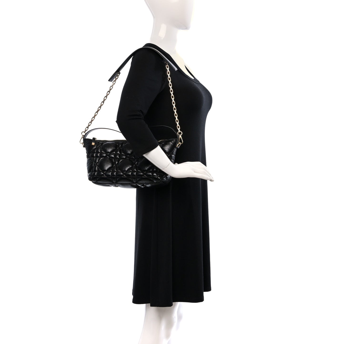 Calfskin Macrocannage Medium Diortravel Nomad Pouch Black