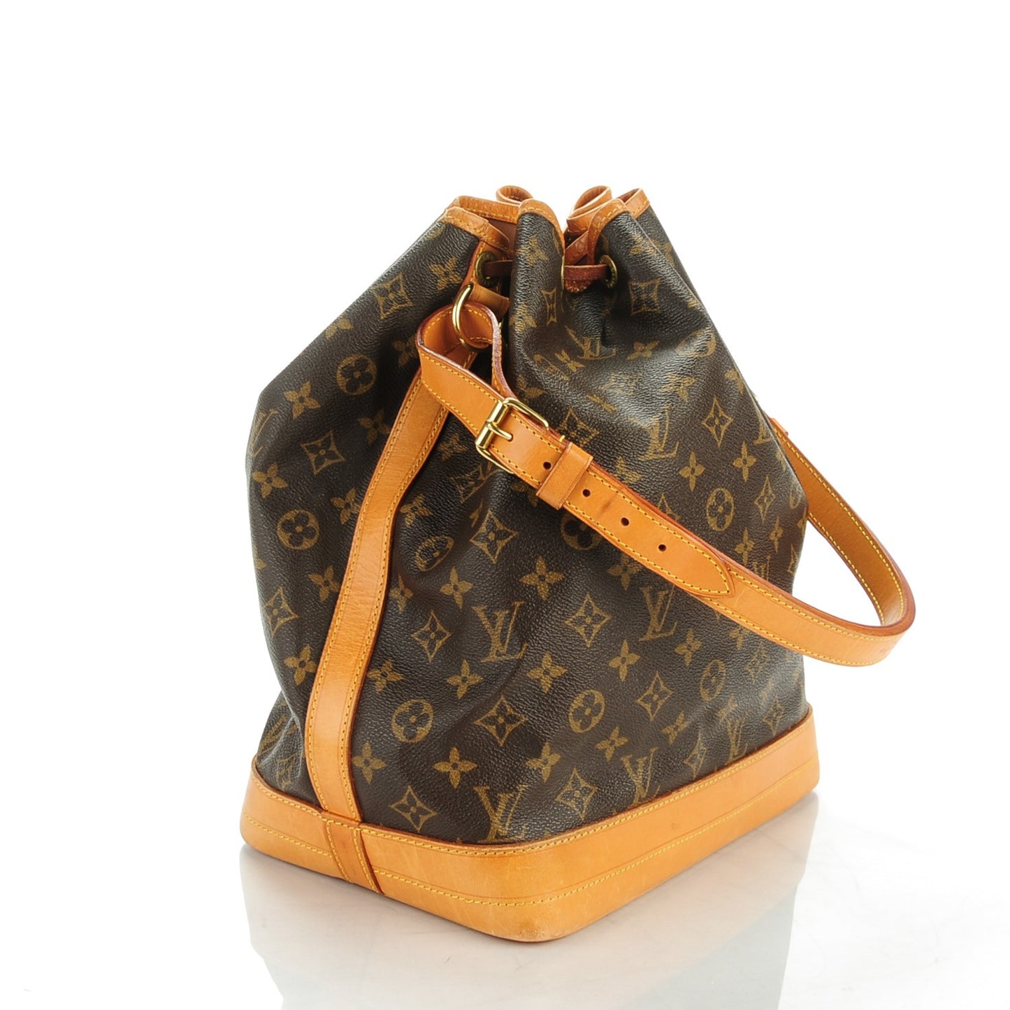 Monogram Noe