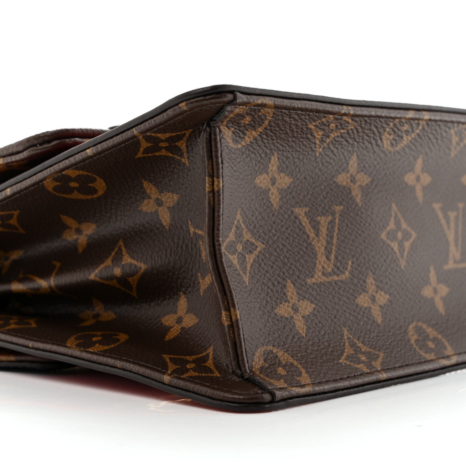 Louis Vuitton Vernis Epi Monogram Wynwood Scarlet 1940716