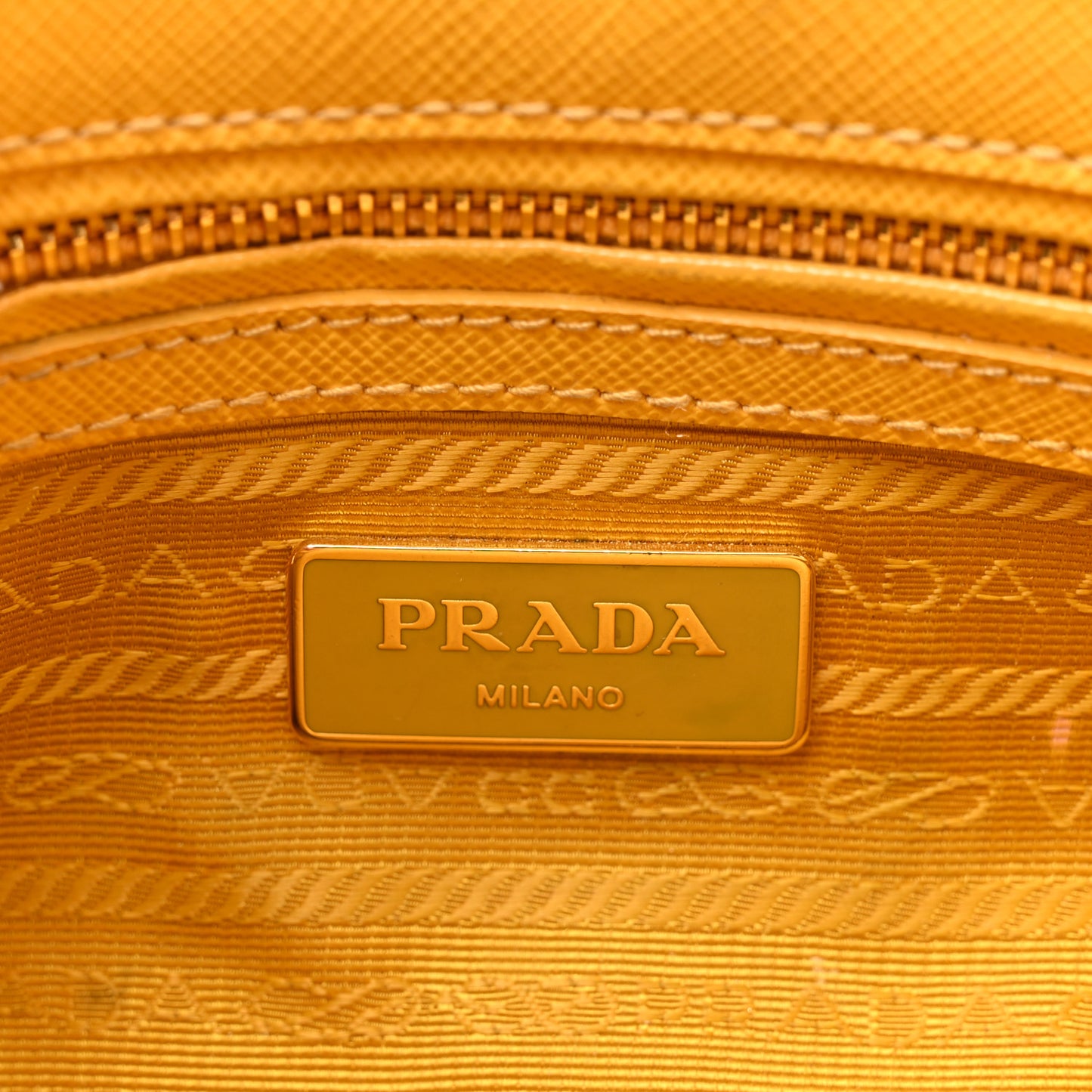 Saffiano Lux Small Galleria Double Zip Tote Soleil