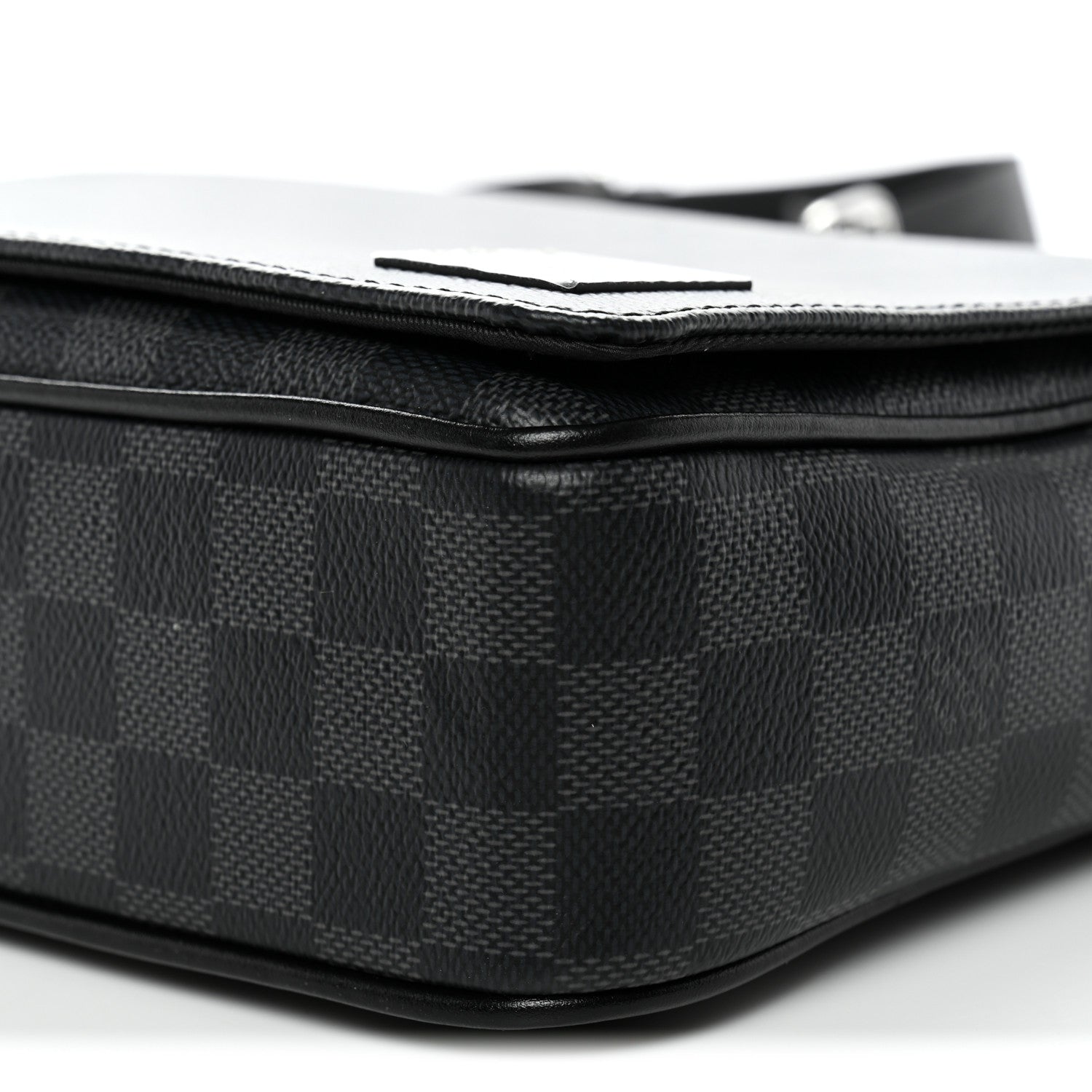 Louis Vuitton Damier Graphite District PM NM 9 of 9
