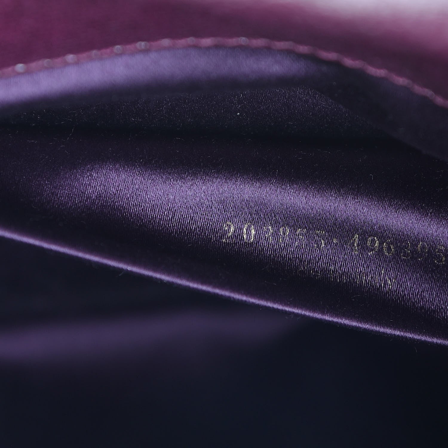 Saint Laurent Coated Linen Large Belle de Jour Clutch Prune 7 of 10