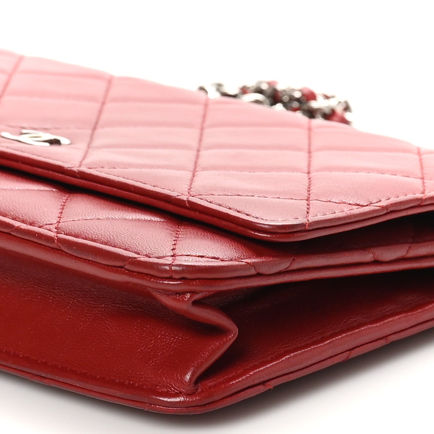 Lambskin Quilted Wallet On Chain WOC Red