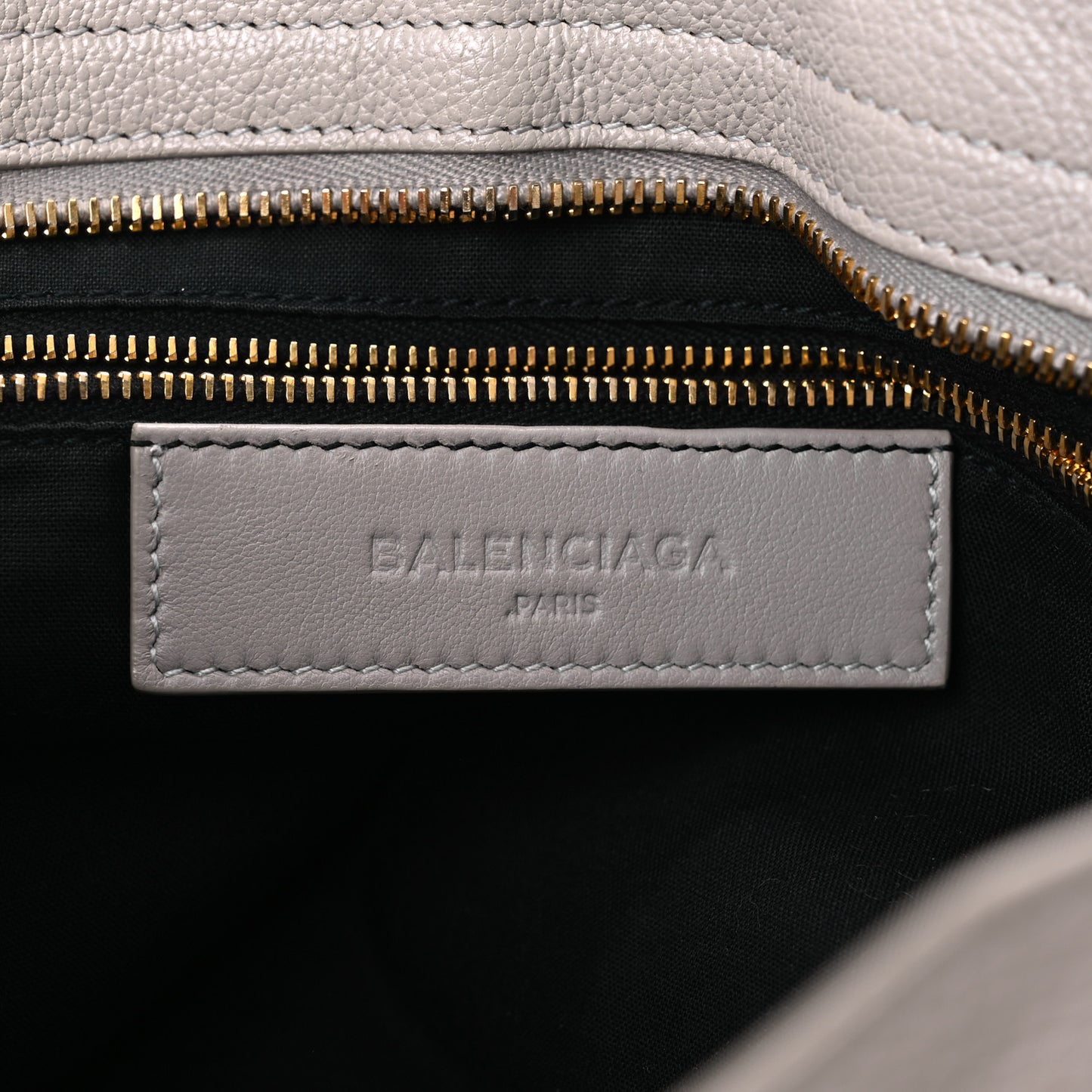 Chevre Gold Metallic Edge Hardware City Gris Clair Gris Perle