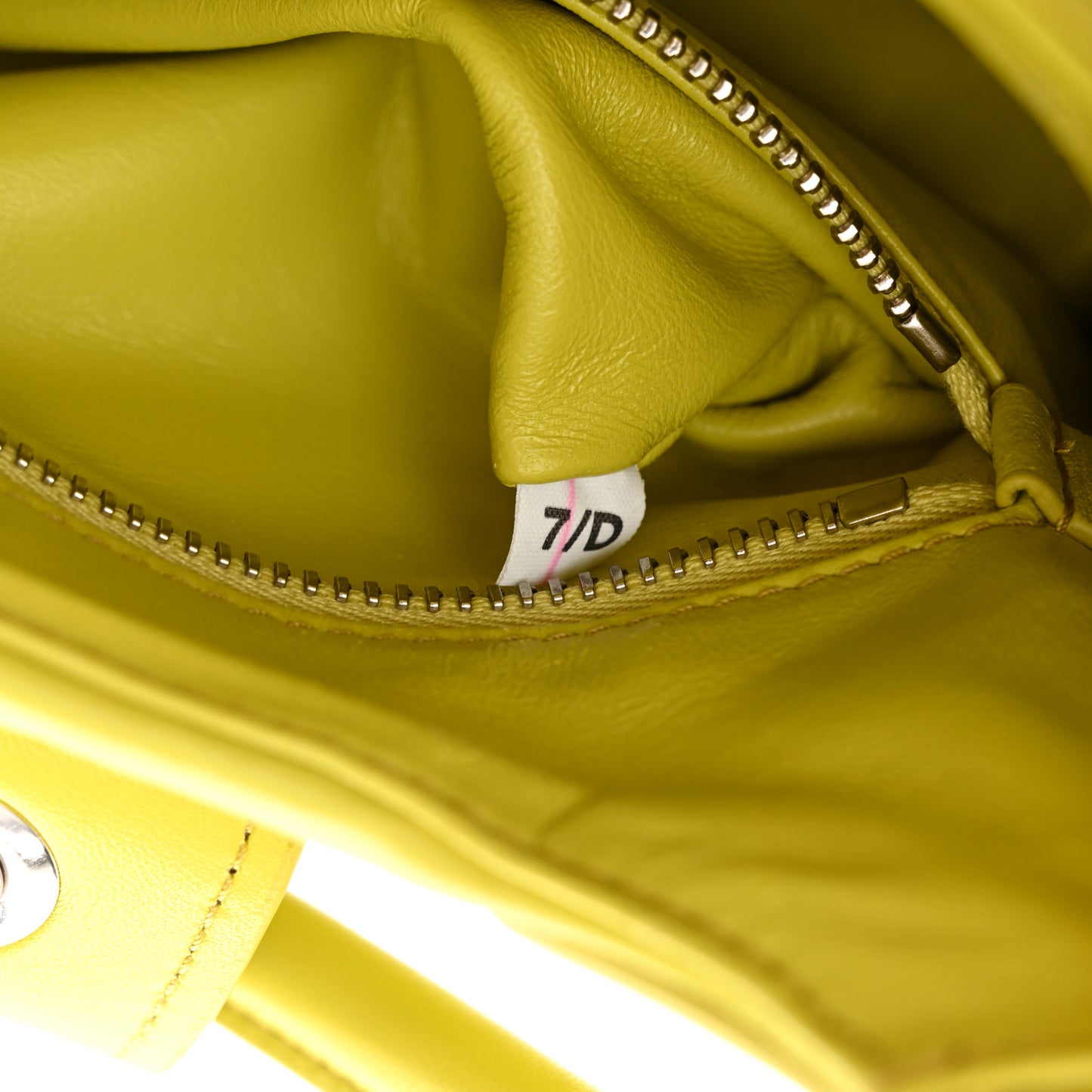 Nappa Soft Padded Re-Edition 2002 Moon Bag Cedro