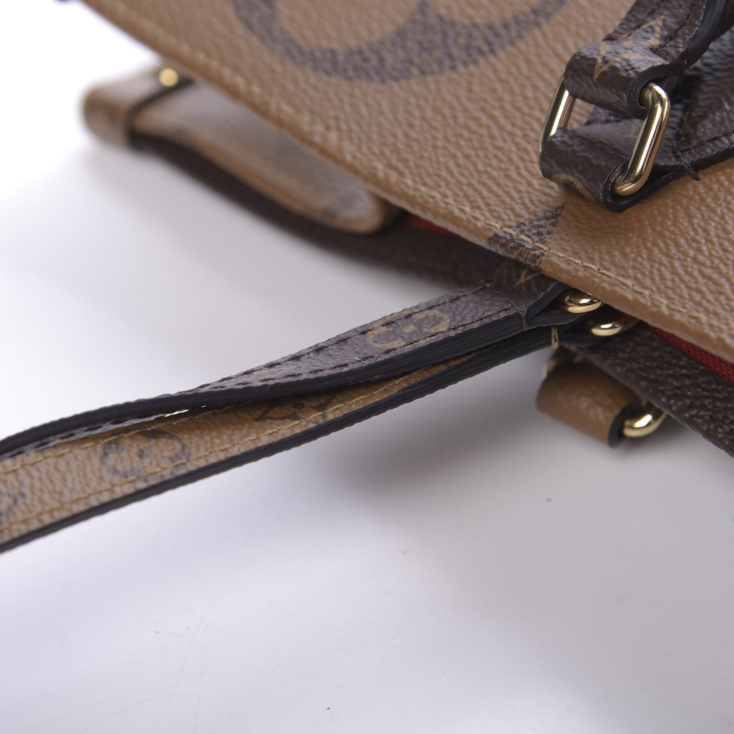 Reverse Monogram Giant Onthego GM