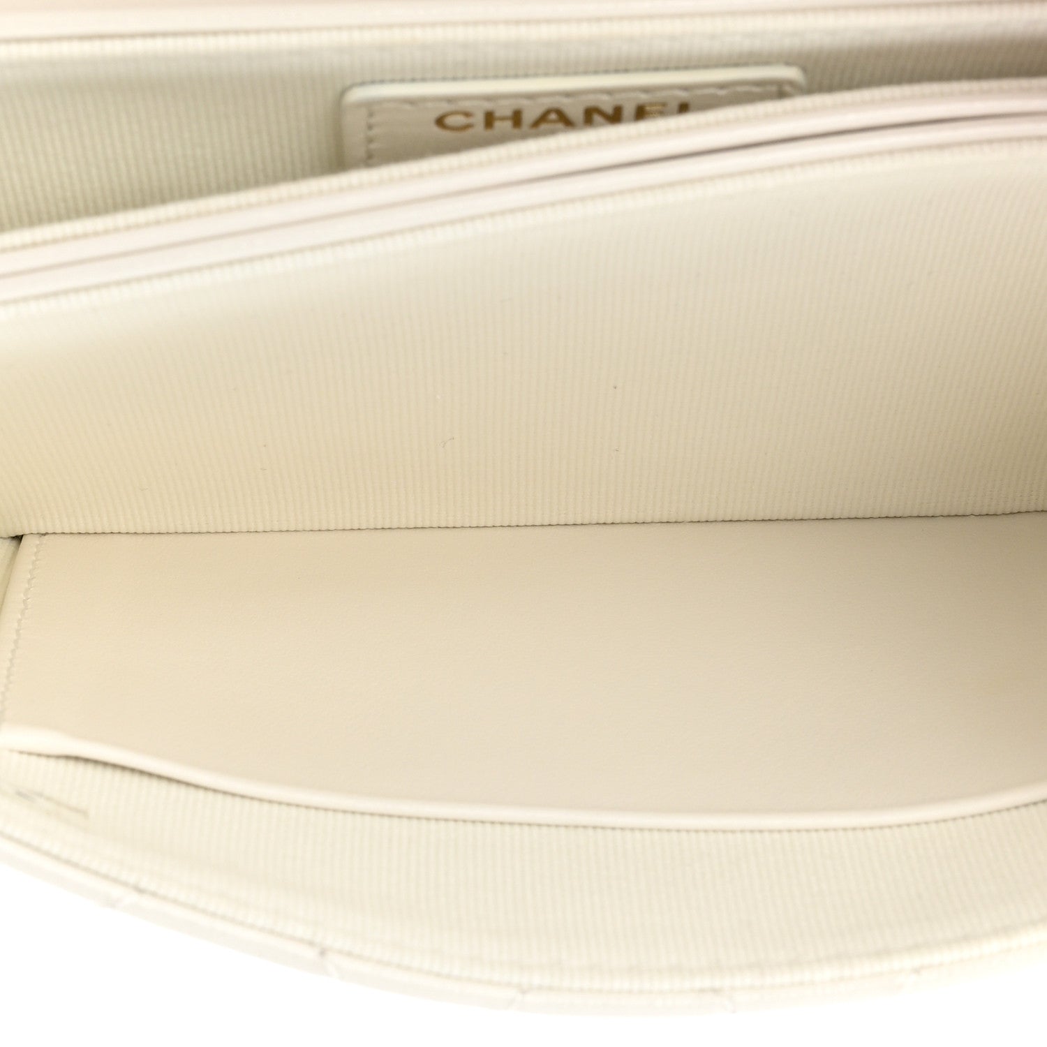 Chanel Shiny Lambskin Flap Clutch With Chain White 4 of 11