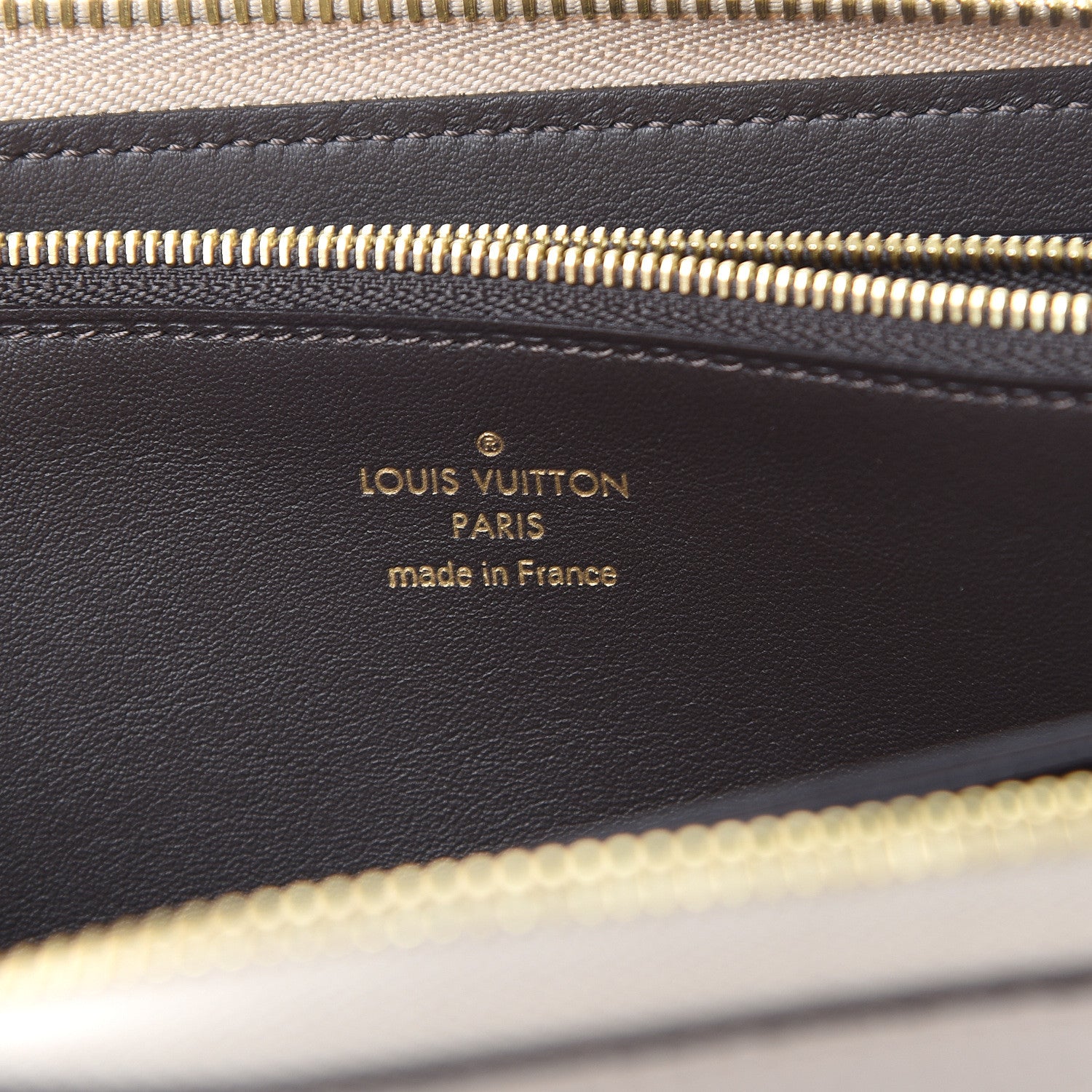 Louis Vuitton Taurillon Comete Wallet Galet 5 of 6