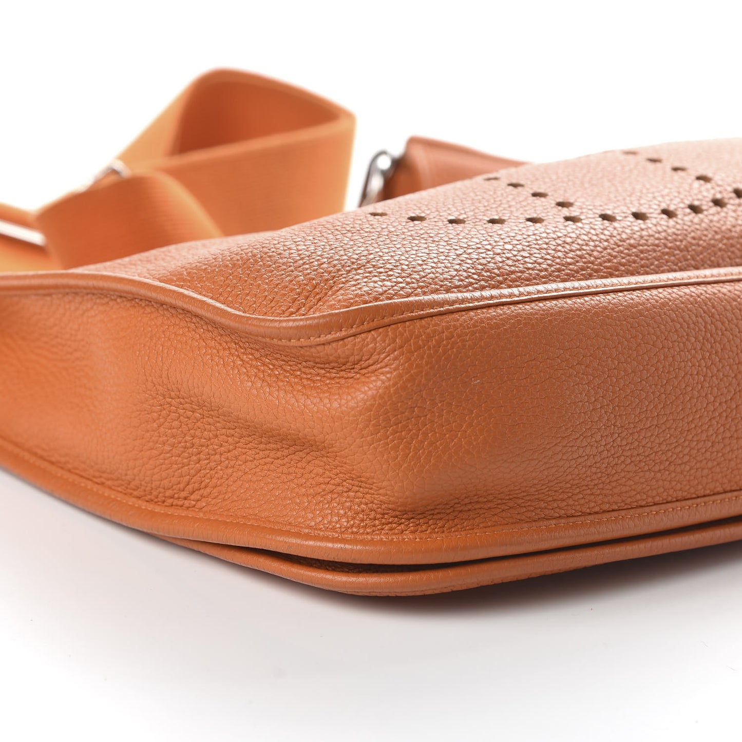 Taurillon Clemence Evelyne III GM Orange