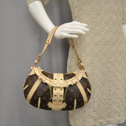Louis Vuitton Monogram Leonor 2 of 9