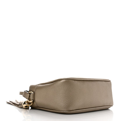Gucci Metallic Pebbled Calfskin Small Soho Disco Bag Golden Beige 4 of 12