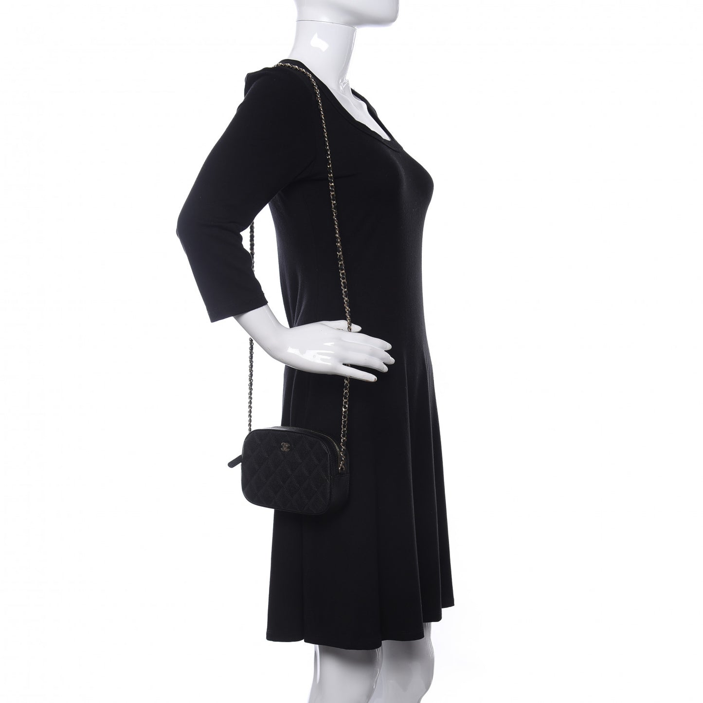 Caviar Quilted Vanity With Chain Black