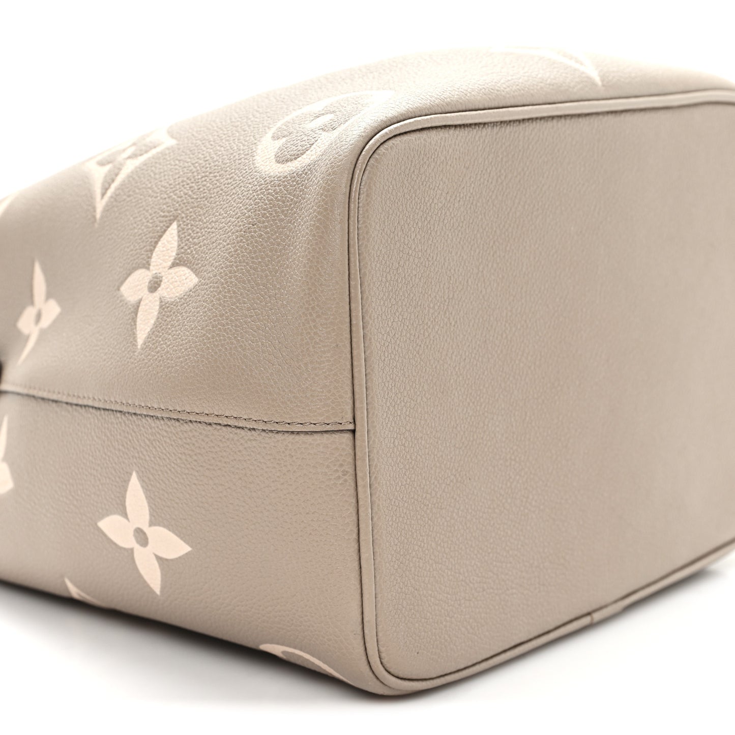 Empreinte Monogram Giant Neonoe MM Tourterelle Creme