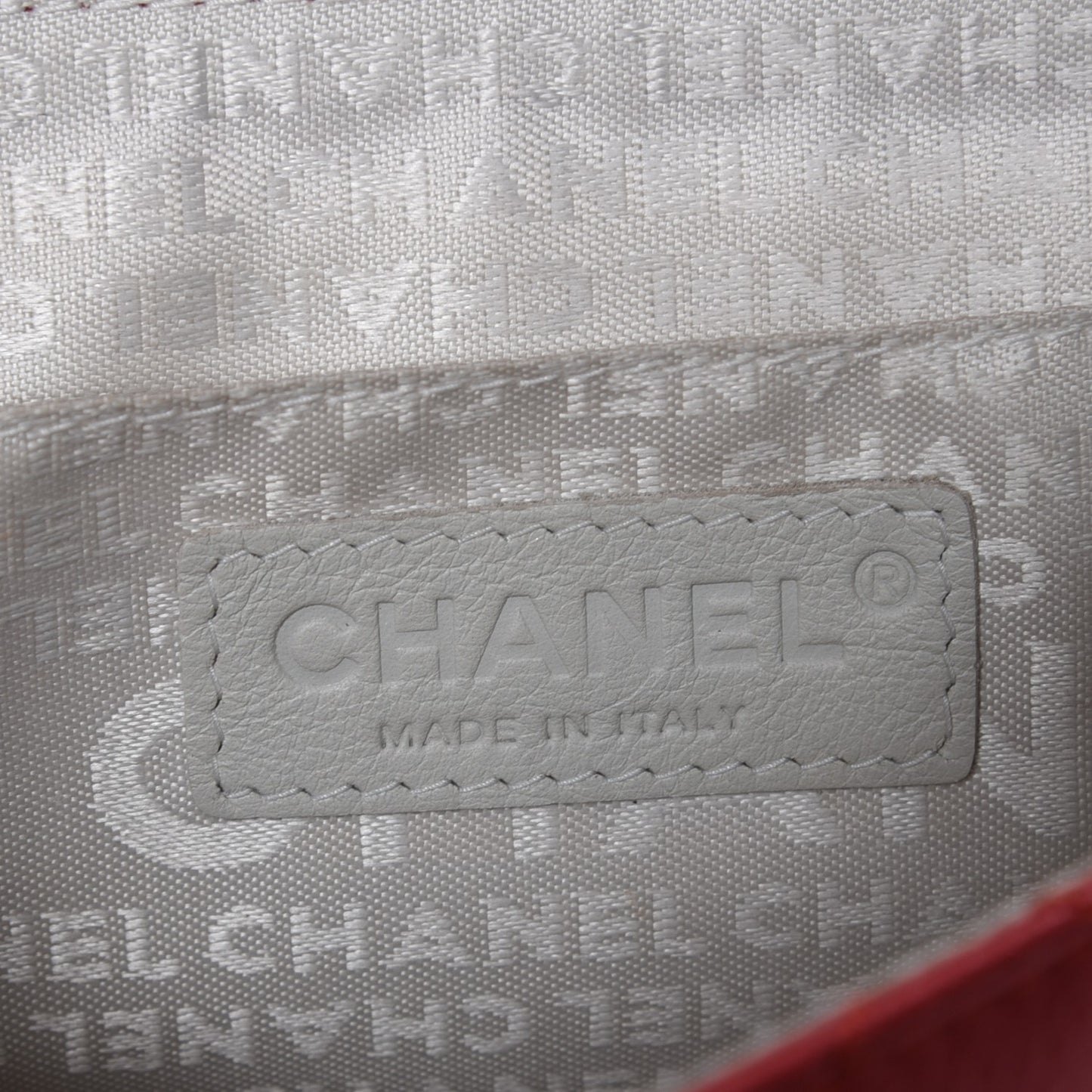 Caviar Small Accordion Flap Red
