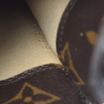 Louis Vuitton Monogram Sunglasses Case MM 6 of 6