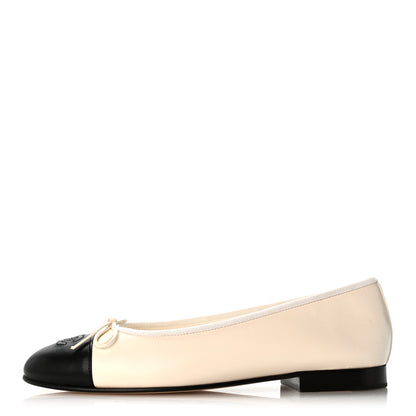 Chanel Lambskin Cap Toe CC Ballerina Flats 39 White Black 1 of 10