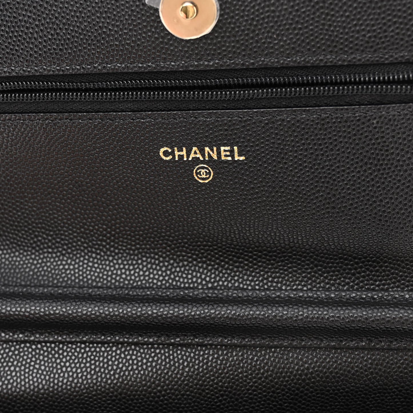 Caviar Quilted Crystal Enamel CC Wallet On Chain WOC Black