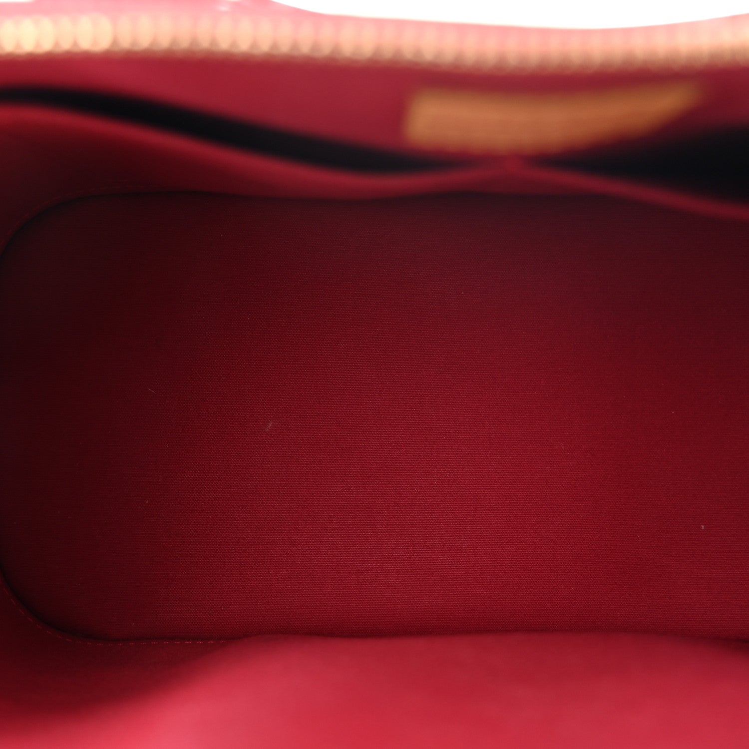 Louis Vuitton Vernis Alma PM Pomme D'Amour 5 of 10