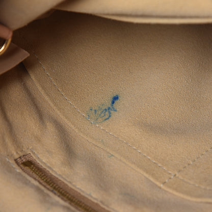 Louis Vuitton Monogram Artsy MM 9 of 22