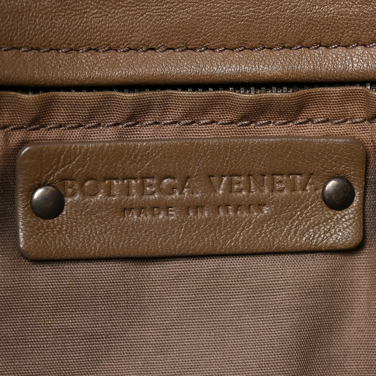 Nappa Intrecciato Large Capri Tote Mapple