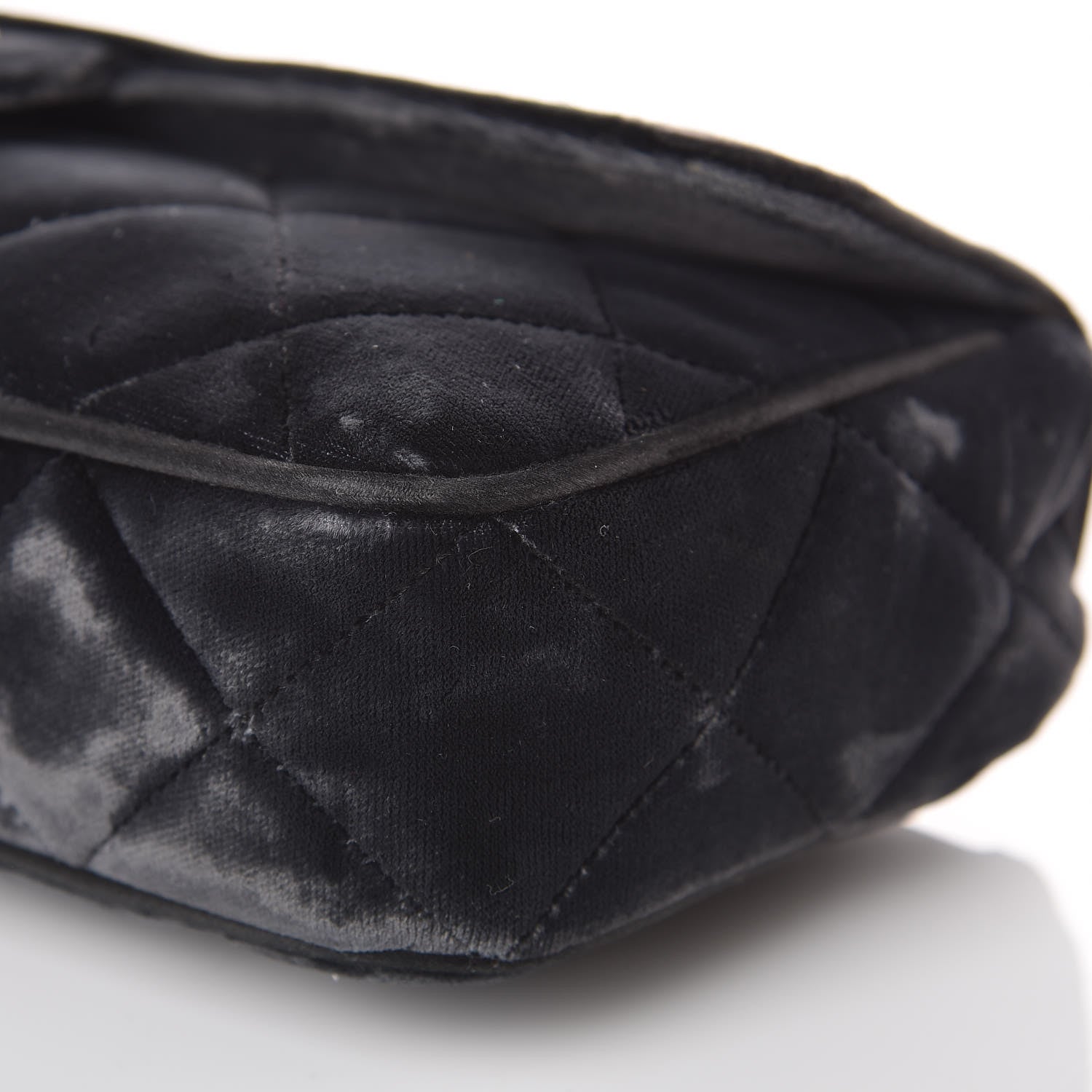 Chanel Velvet Quilted East West Flap Black 13 of 13