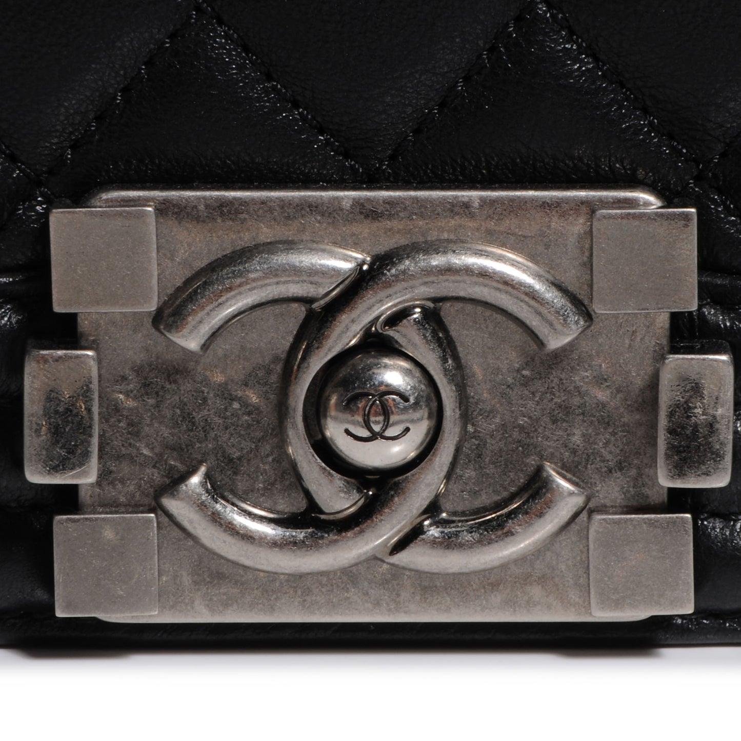 Calfskin Quilted Large Boy Flap Black