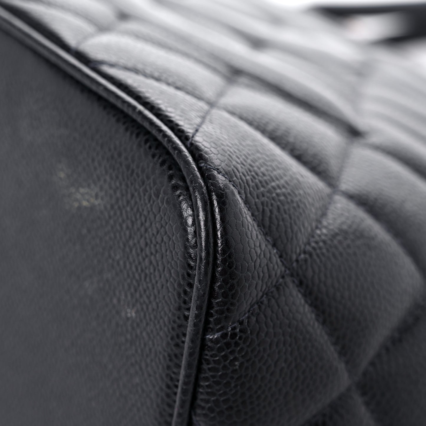 Caviar Quilted Medallion Tote Navy