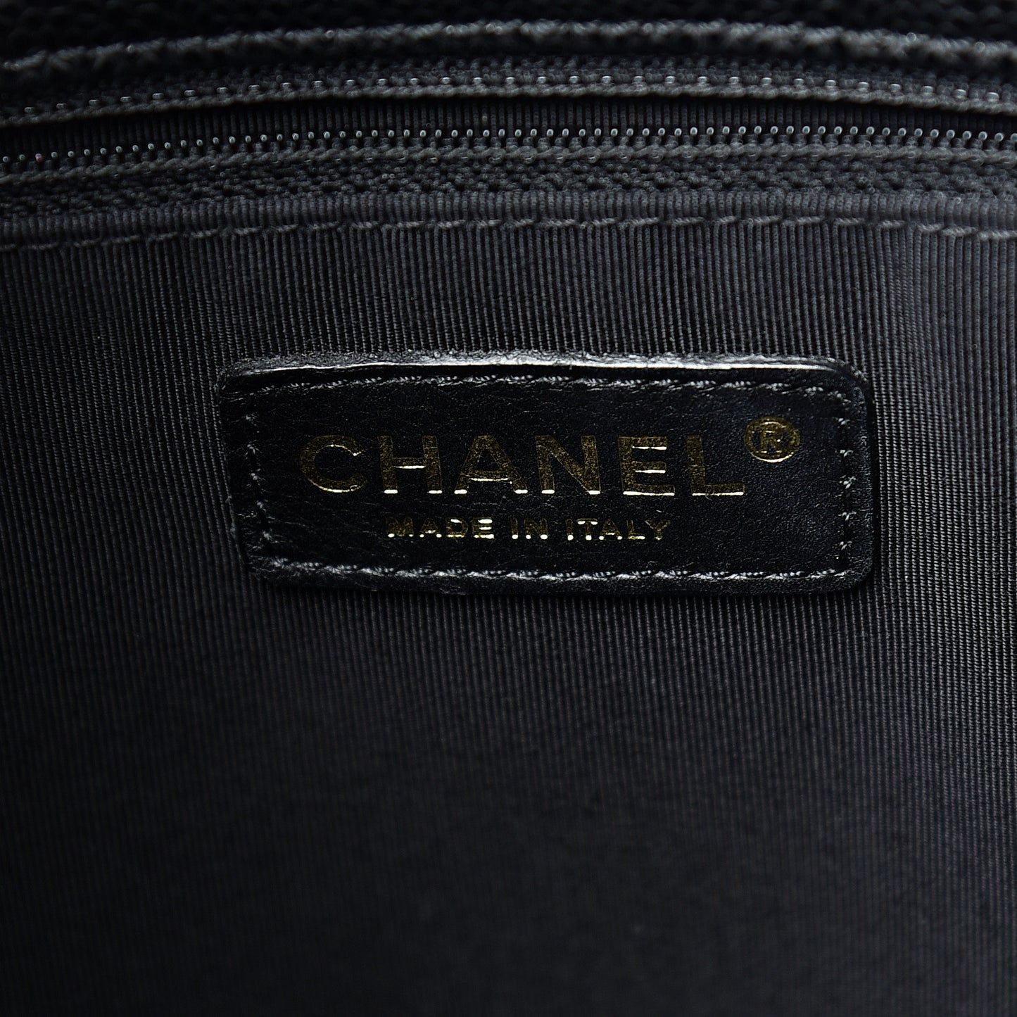 Caviar Quilted Petit Shopping Tote PST Black