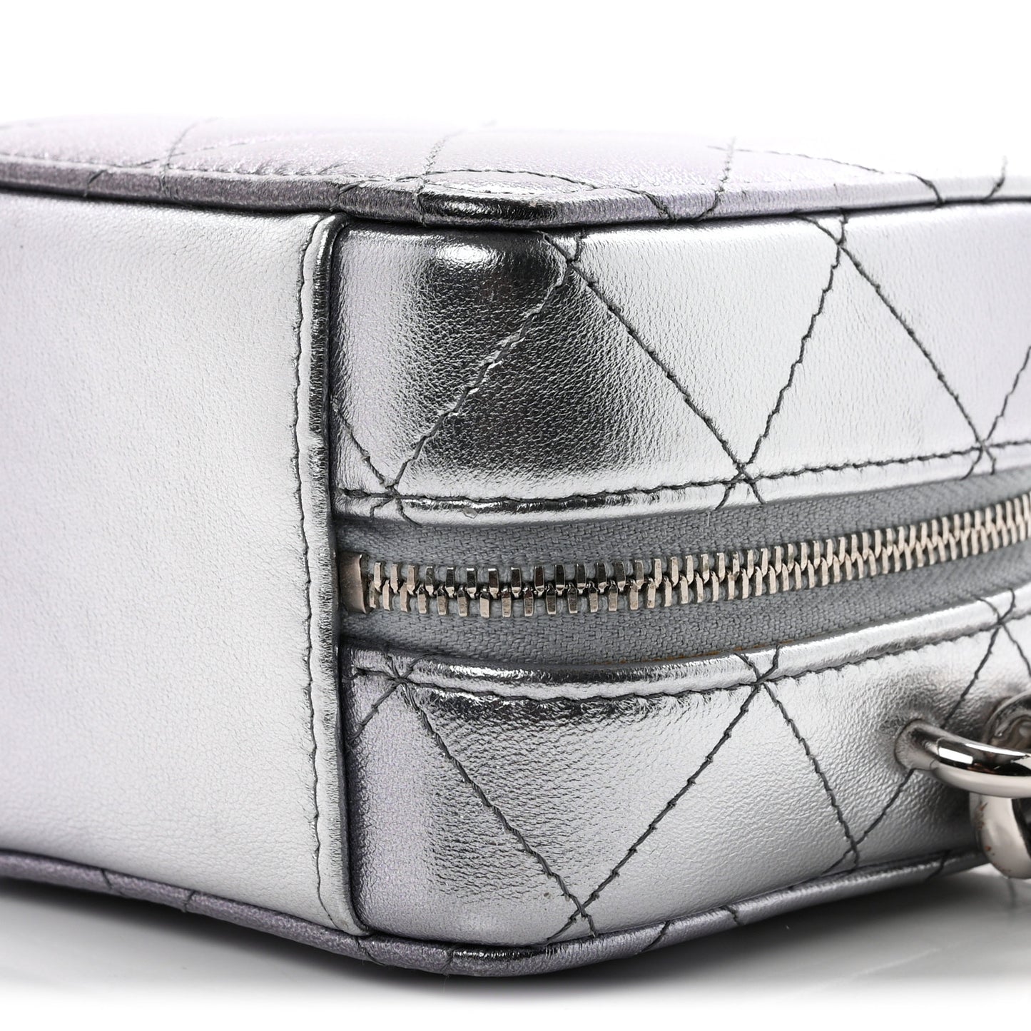 Gradient Metallic Lambskin Quilted Coco Punk Cube Clutch With Chain Silver Black